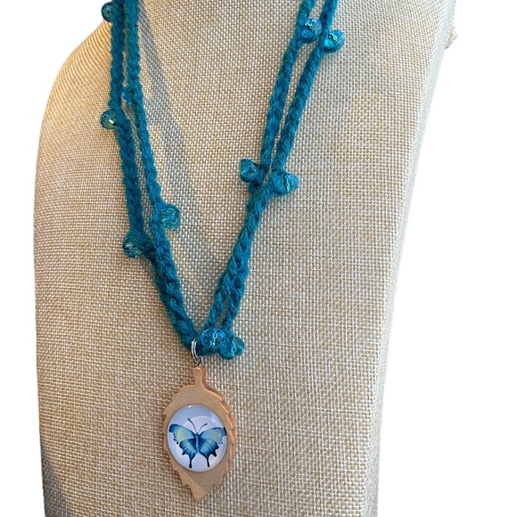 Handmade Crochet Beaded Butterfly Pendant Necklace Cottagecore - Picture 8 of 13